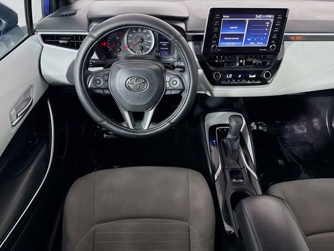 Used 2021 Toyota Corolla SE w/ SE Premium Package FWD image 17