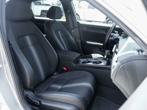 Used 2025 Honda Civic Sport image 34
