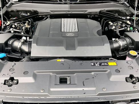 New 2026 Land Rover Defender 130 V8 image 16