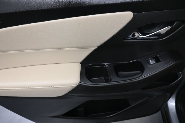 Used 2023 Chevrolet Traverse LS w/ Midnight/Sport Edition FWD image 20