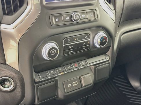Used 2024 GMC Sierra 1500 Pro w/ Graphite Edition AWD/4WD image 18