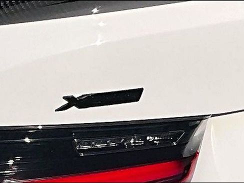 Used 2023 BMW M3 Competition image 24