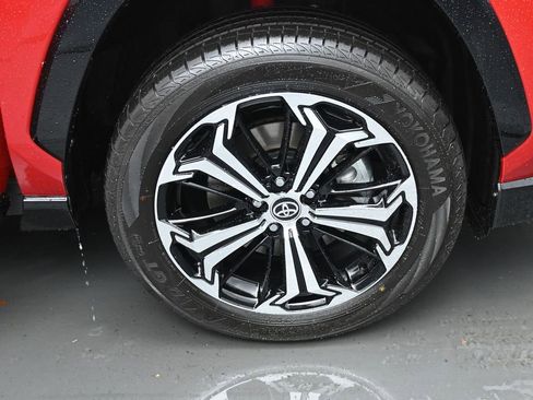 Used 2025 Toyota RAV4 XSE image 38