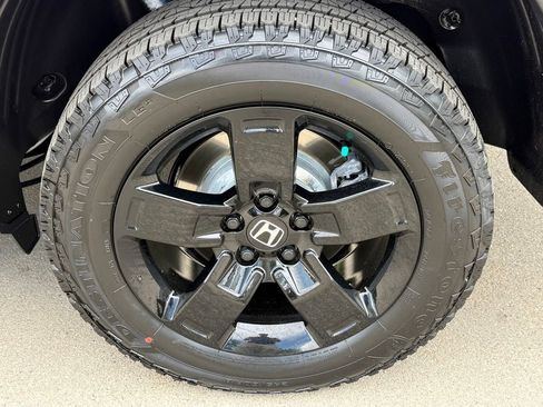 Certified 2026 Honda Ridgeline Black Edition image 10