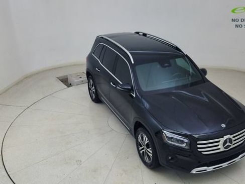 Used 2025 Mercedes-Benz GLB 250 4MATIC w/ Exclusive Package image 81