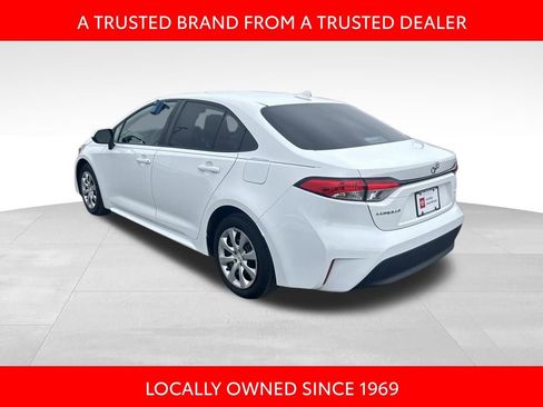 Certified 2023 Toyota Corolla LE image 4