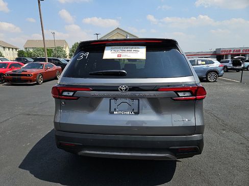 Certified 2026 Toyota Grand Highlander FWD image 4