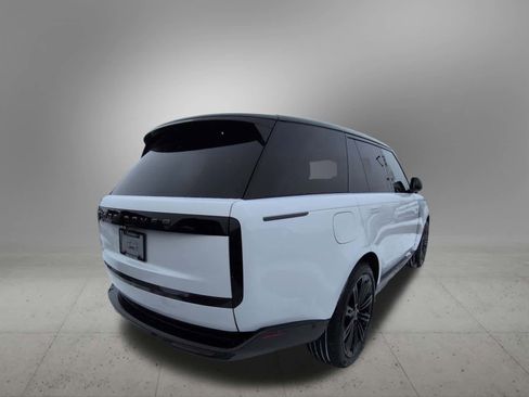 New 2026 Land Rover Range Rover SE image 6
