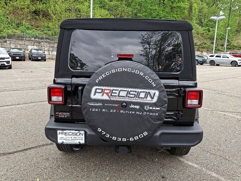 Used 2023 Jeep Wrangler Unlimited Sport AWD/4WD image 6