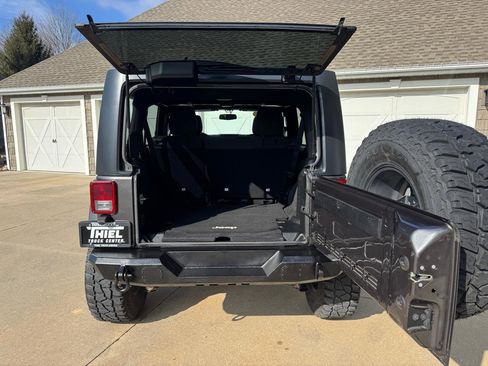 Used 2016 Jeep Wrangler Unlimited Sport w/ Quick Order Package 24S image 22