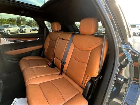 Used 2021 Cadillac XT5 Premium Luxury image 16