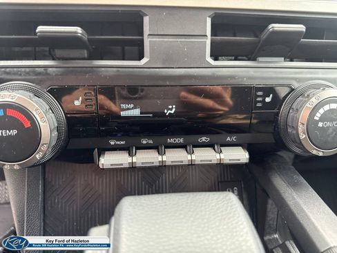 Used 2026 Toyota Tacoma SR5 AWD/4WD image 32
