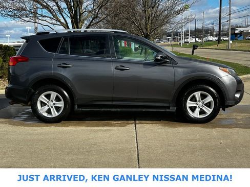 Used 2013 Toyota RAV4 XLE image 2