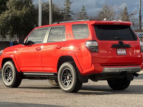 Certified 2024 Toyota 4Runner TRD Off-Road Premium image 5