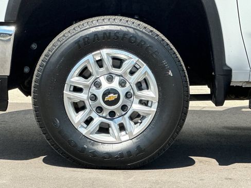 Used 2025 Chevrolet Silverado 2500 LT w/ Convenience Package AWD/4WD image 36
