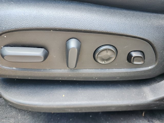 Used 2022 Buick Enclave Avenir w/ Trailering Package, 5000 lbs. AWD/4WD image 11