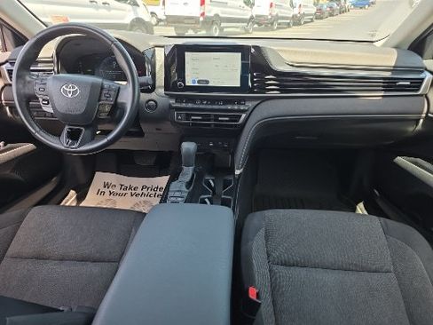 Used 2025 Toyota Camry LE w/ Convenience Package FWD image 14