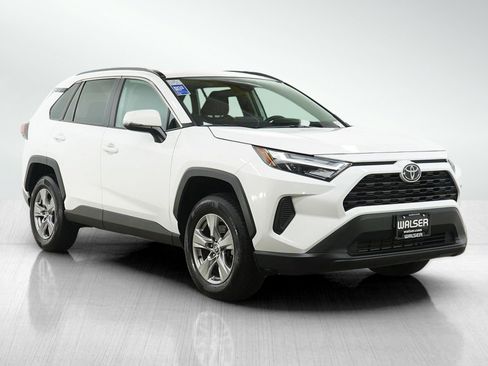 Used 2024 Toyota RAV4 XLE w/ Convenience Package AWD/4WD image 9