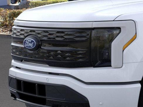 New 2025 Ford F150 Lightning Platinum image 17