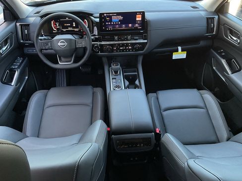 New 2026 Nissan Pathfinder SL image 20