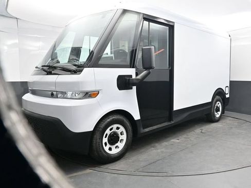 Used 2024 Chevrolet Brightdrop 400 w/ Commercial Equipment Package AWD/4WD image 40