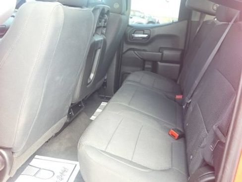 Used 2020 Chevrolet Silverado 1500 Custom w/ Custom Value Package AWD/4WD image 18