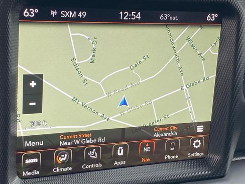 Used 2022 Jeep Wrangler Unlimited Sahara w/ Cold Weather Group AWD/4WD image 18