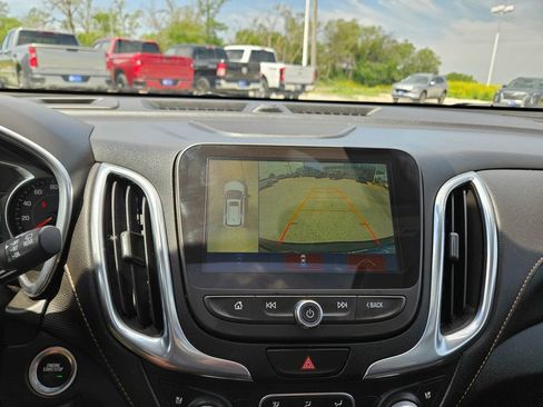 Used 2018 Chevrolet Equinox Premier AWD/4WD image 14