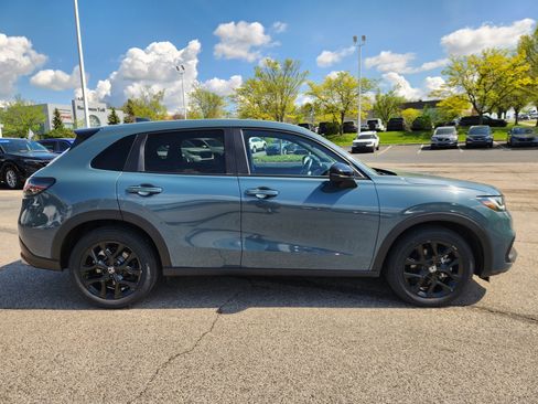 Used 2024 Honda HR-V Sport image 6