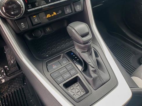 Used 2023 Toyota RAV4 XLE image 15