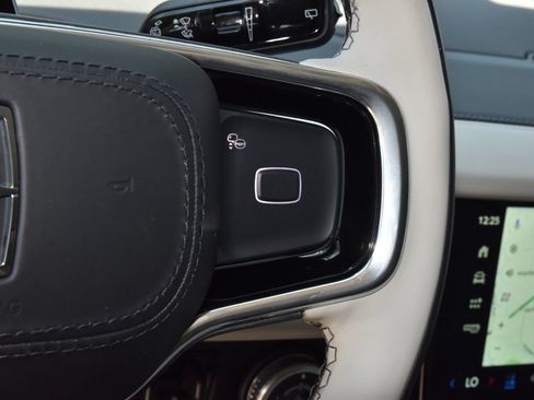 New 2026 Lincoln Navigator L Reserve AWD/4WD image 25
