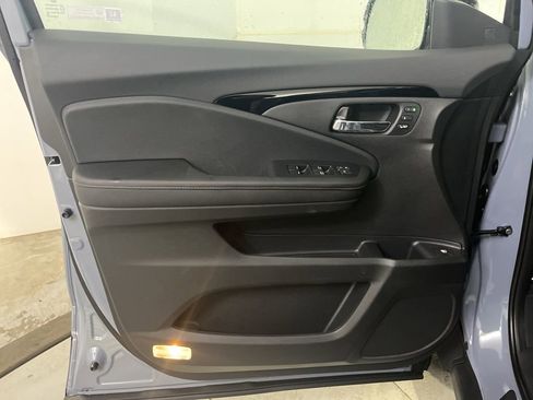New 2026 Honda Ridgeline Black Edition image 26