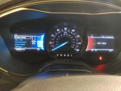 Used 2020 Ford Fusion SE w/ Equipment Group 151A FWD image 23