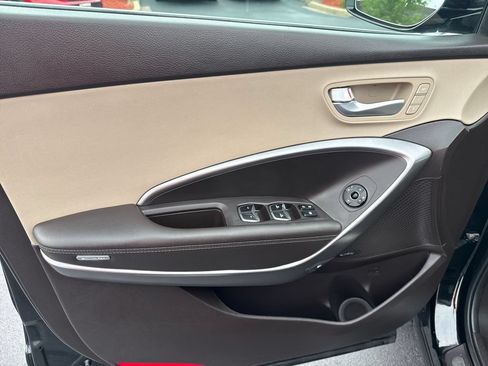 Used 2019 Hyundai Santa Fe XL FWD image 9