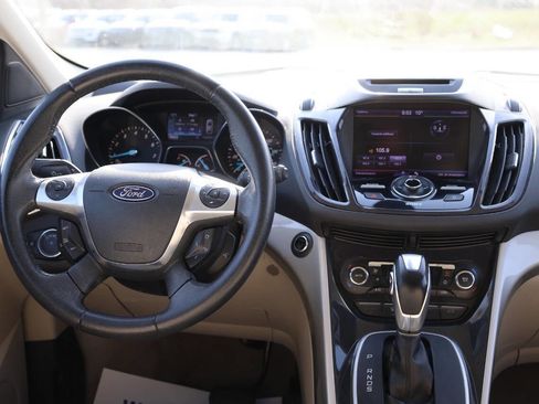 Used 2013 Ford Escape SEL image 23