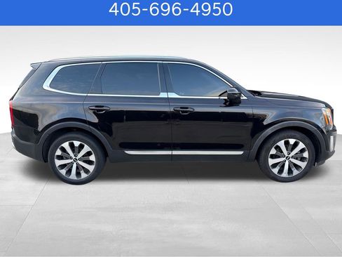 Used 2021 Kia Telluride EX w/ EX Premium Package FWD image 4