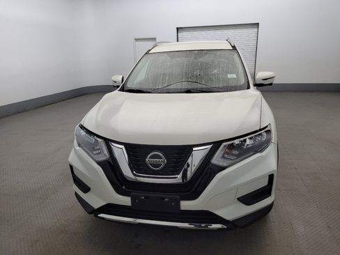 Used 2018 Nissan Rogue SV w/ Premium Package AWD/4WD image 15
