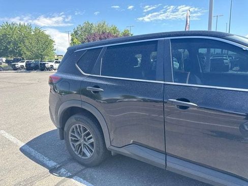Certified 2022 Nissan Rogue S FWD image 7