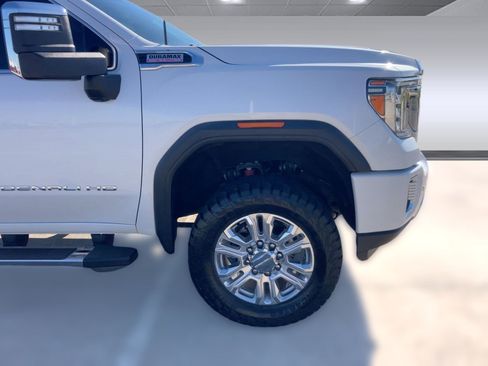 Used 2020 GMC Sierra 2500 Denali w/ Denali Ultimate Package image 21