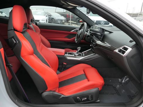 Used 2025 BMW M4 Competition w/ Executive Package image 25