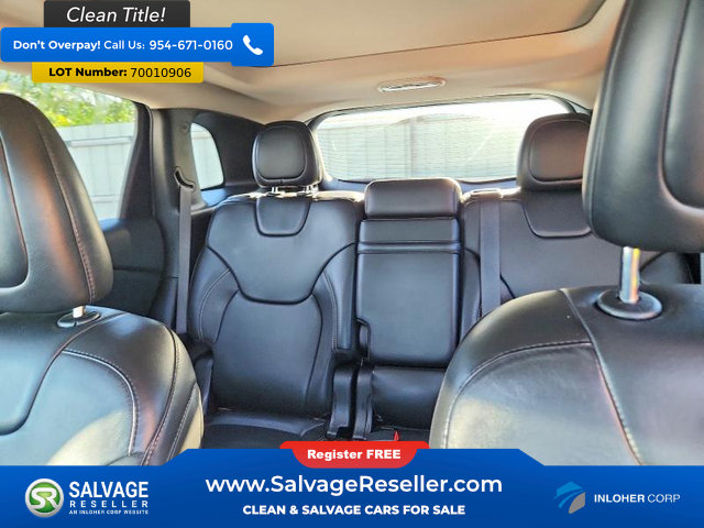 Used 2015 Jeep Cherokee Limited w/ Trailer Tow Group AWD/4WD image 13