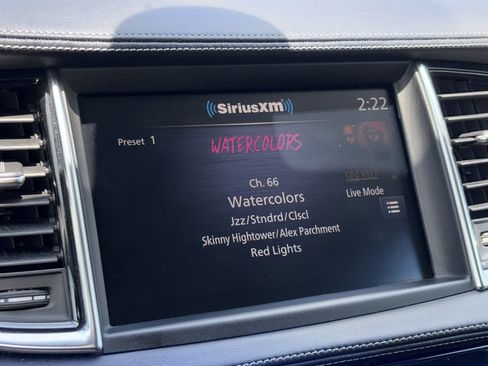 Used 2021 INFINITI QX50 Luxe FWD image 4