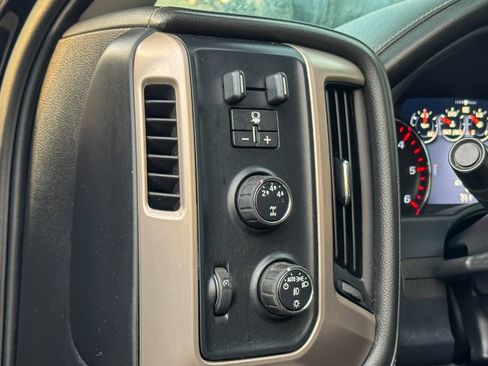 Used 2016 GMC Sierra 2500 Denali AWD/4WD image 32