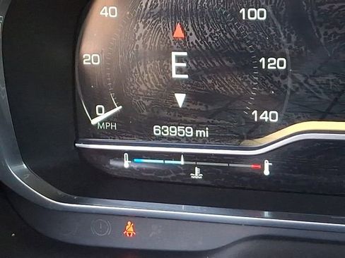 Used 2023 GMC Yukon SLT image 24