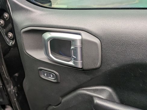 Used 2020 Jeep Wrangler Unlimited Sport image 35