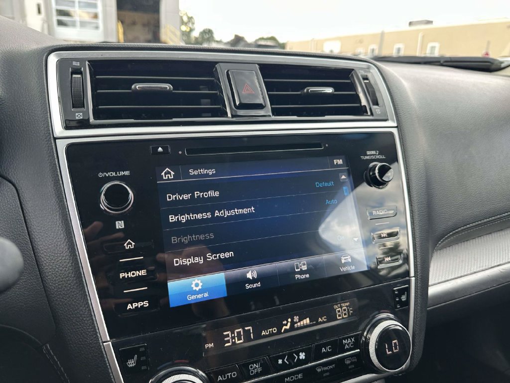 Used 2019 Subaru Outback 2.5i Premium AWD/4WD image 24