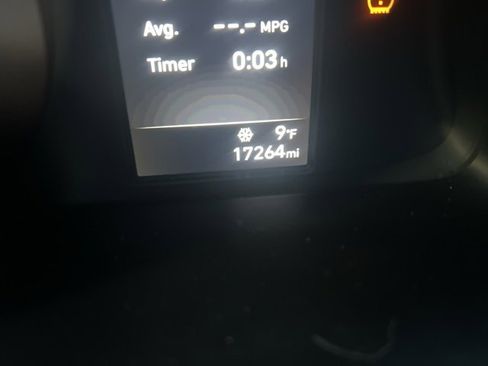 Used 2023 Hyundai Elantra SEL image 25