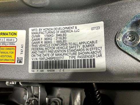 Used 2023 Honda Civic Sport image 32