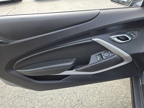 Used 2020 Chevrolet Camaro LT RWD image 18