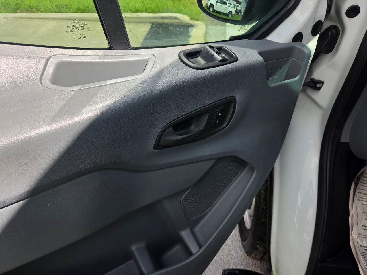 Used 2018 Ford Transit 350 148 High Roof RWD image 12